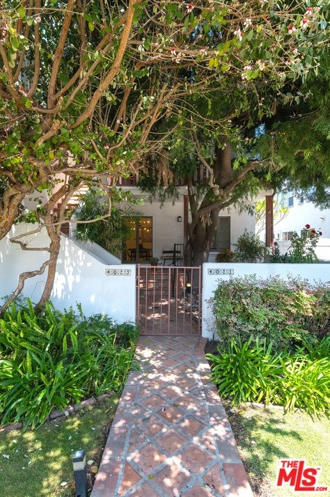4021 Garden Ave, Los Angeles, CA 90039-1470