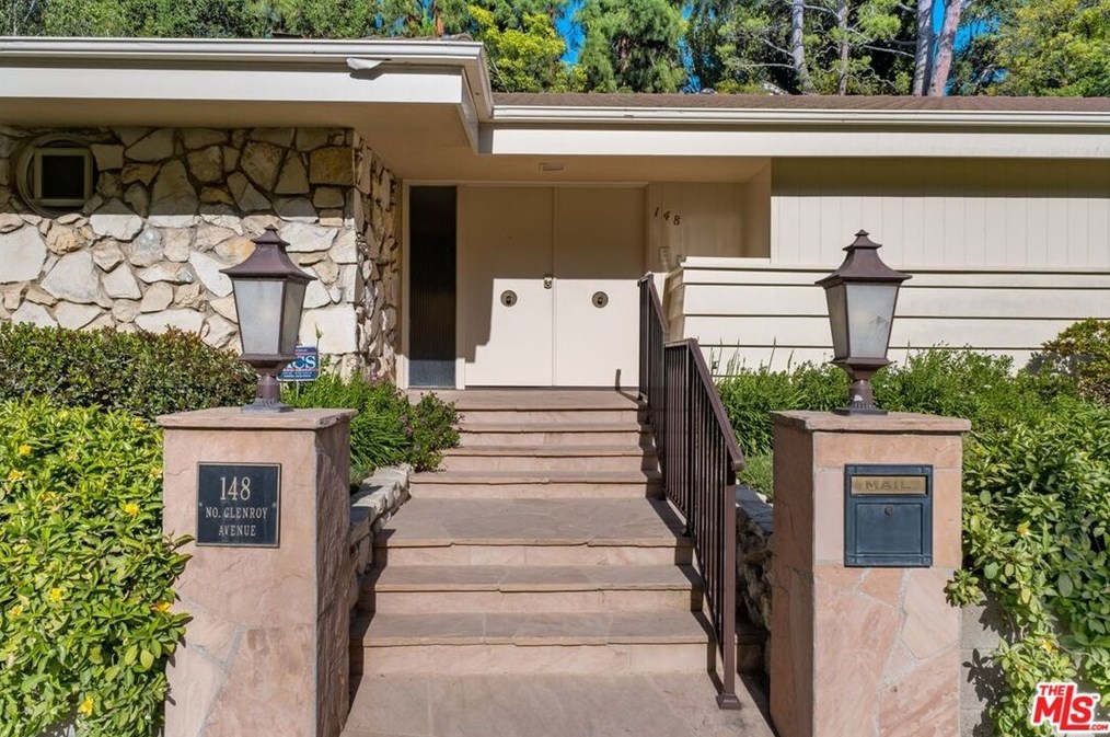 148 Glenroy Ave, Los Angeles, CA 90049-2416