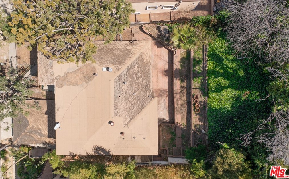 10354 Mississippi Ave, Los Angeles CA  90025-6021 exterior