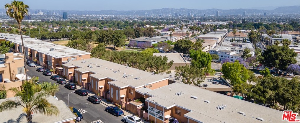 4565 Don Ricardo Dr, Los Angeles, CA 90008-2811
