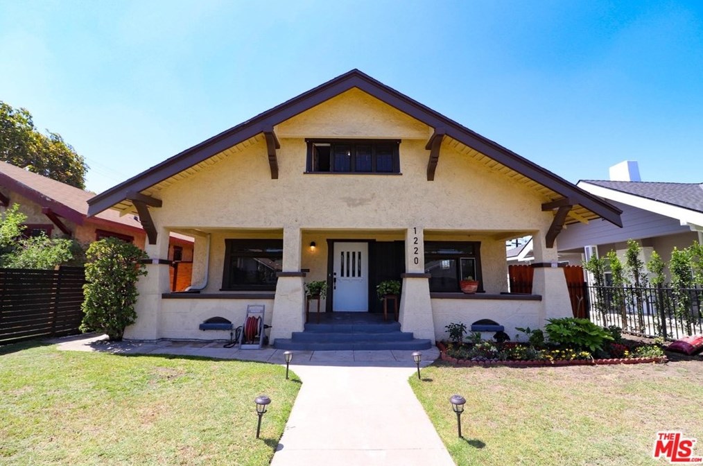 1220 50th St, Los Angeles CA  90011-4216 exterior