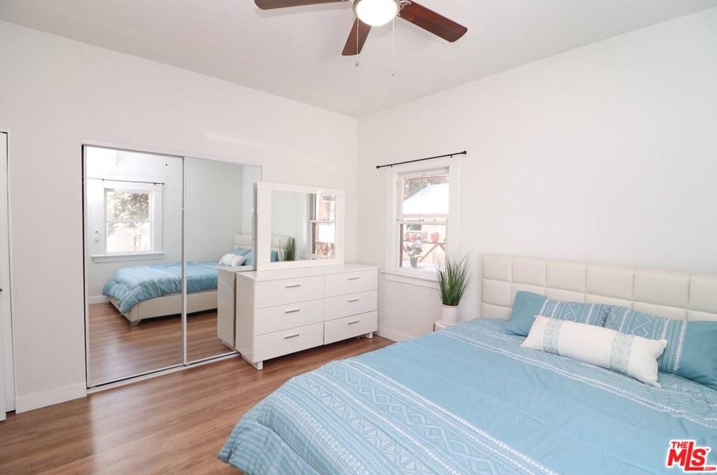 1220 50th St, Los Angeles CA  90011-4216 exterior