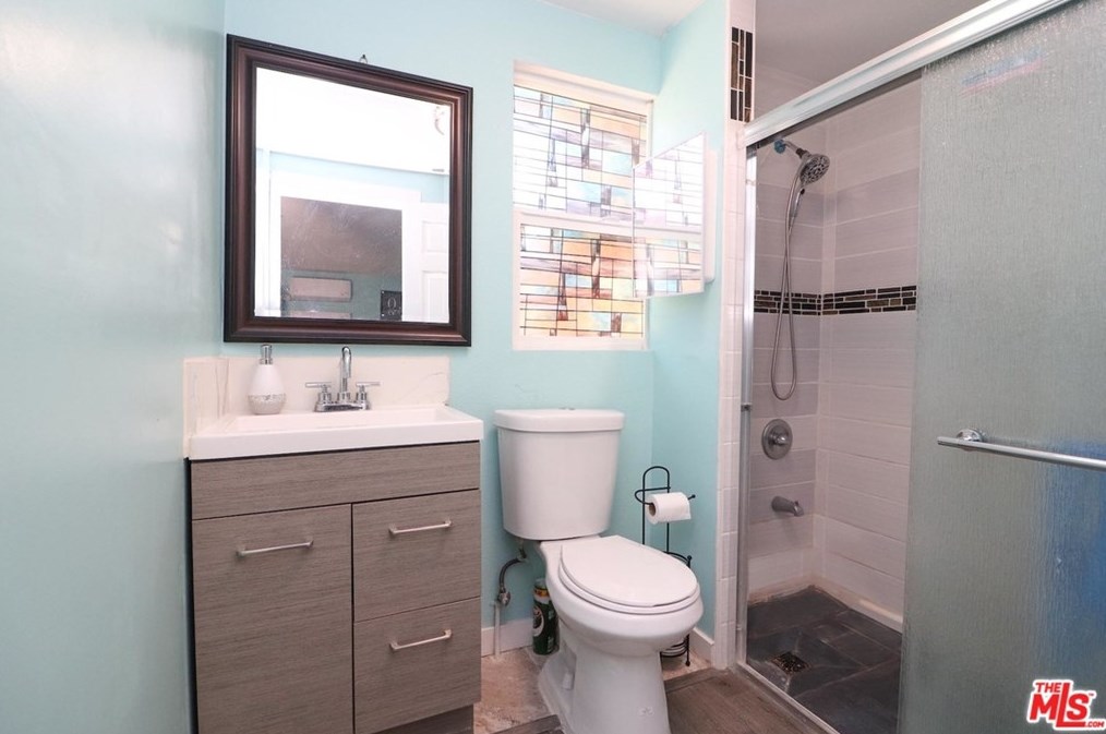 1220 50th St, Los Angeles CA  90011-4216 exterior