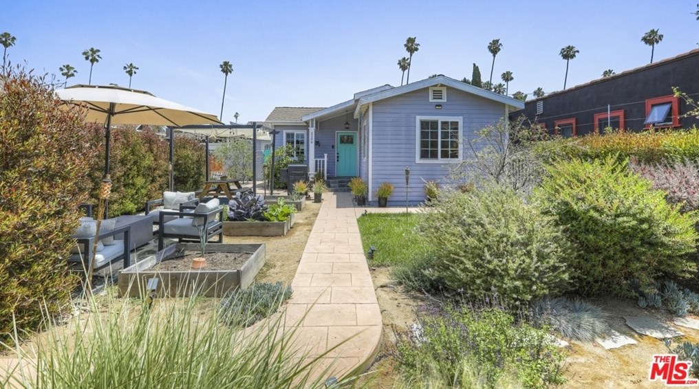2206 Vineyard Ave, Los Angeles, CA 90016-1617