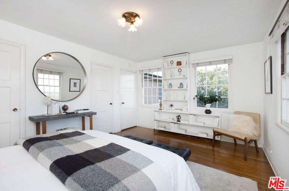 3747 Effingham Pl, Los Angeles CA  90027-1427 exterior