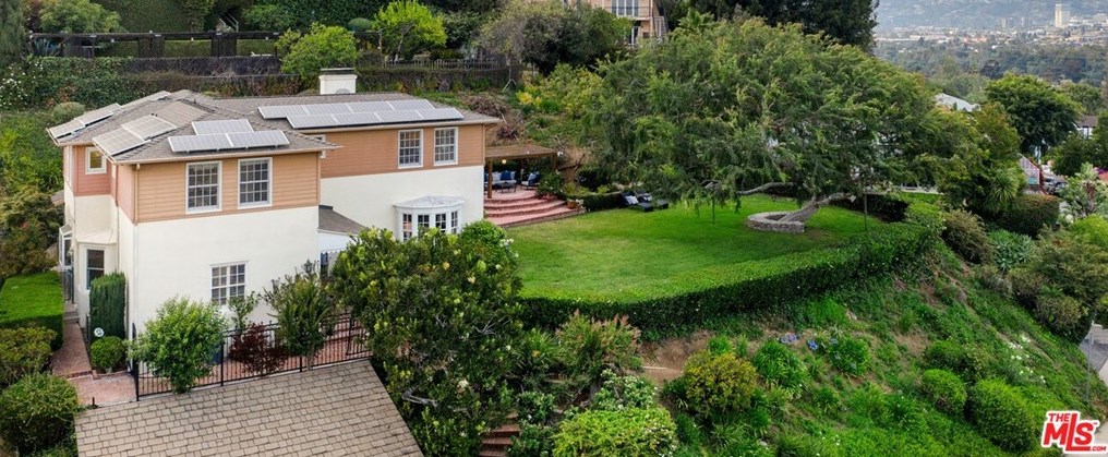 3747 Effingham Pl, Los Angeles, CA 90027-1427