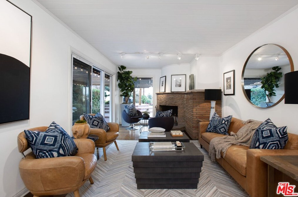 3747 Effingham Pl, Los Angeles CA  90027-1427 exterior