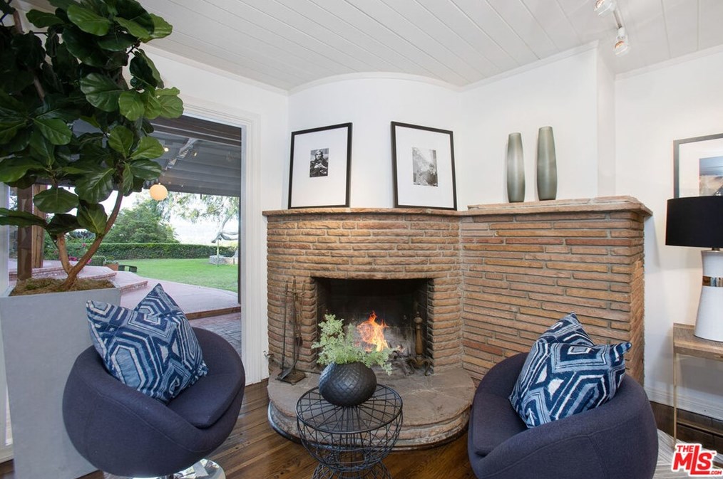 3747 Effingham Pl, Los Angeles CA  90027-1427 exterior