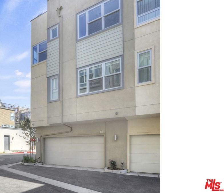 2753 Waverly Dr, Los Angeles CA  90039-2726 exterior