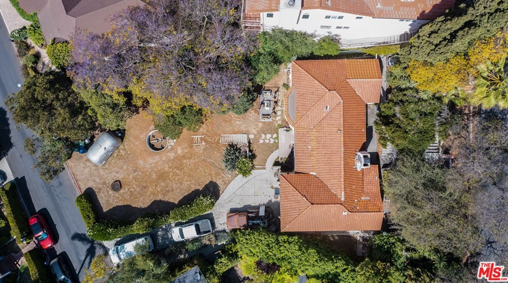 3311 Knoll Dr, Los Angeles, CA 90068-1519