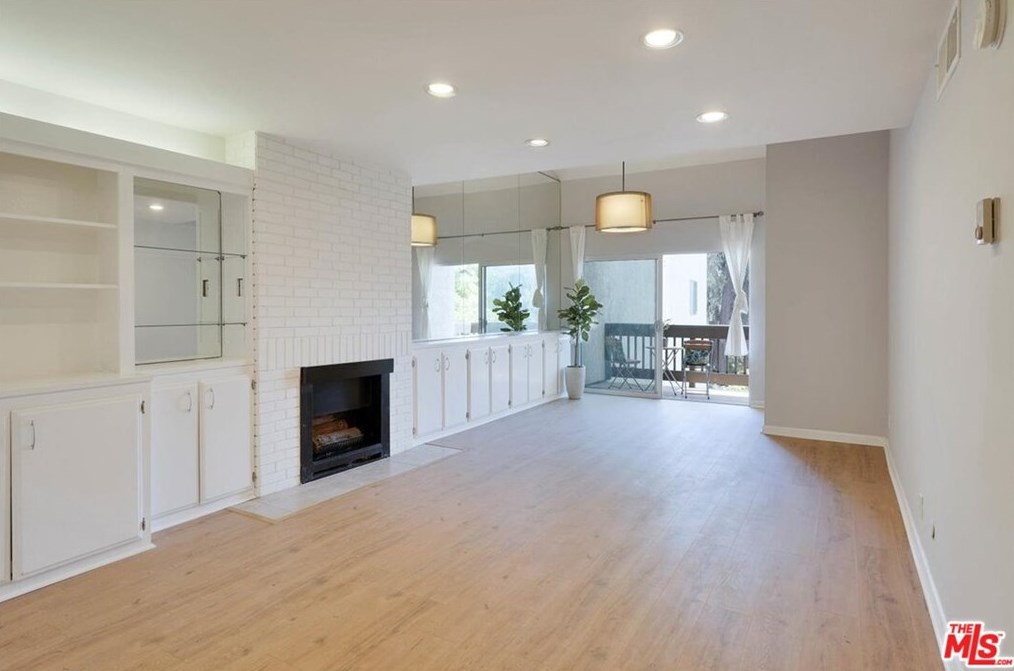 13302 Summertime Ln, Los Angeles, CA 90230-4526