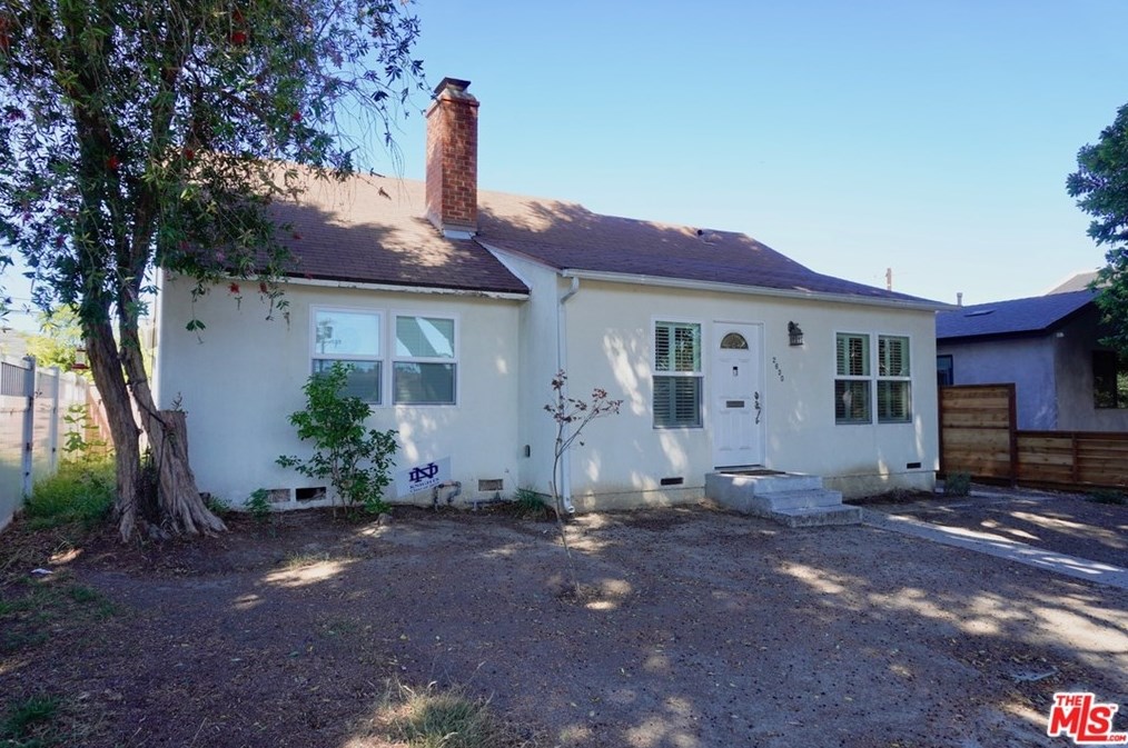 2630 Midvale Ave, Los Angeles, CA 90064-4214