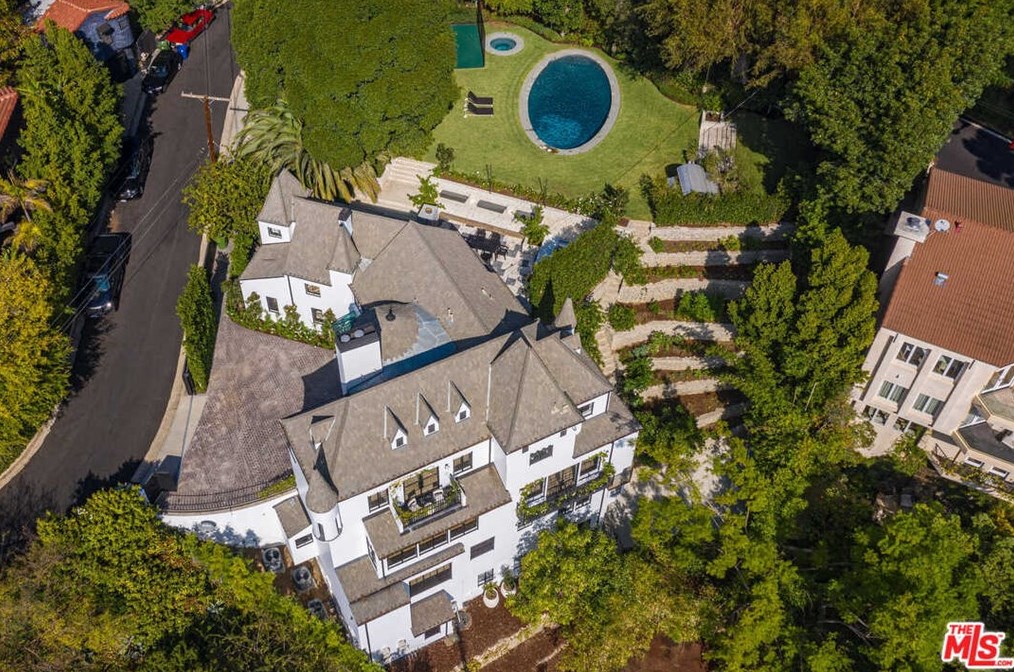 8170 Laurel View Dr, Los Angeles, CA 90069-1616