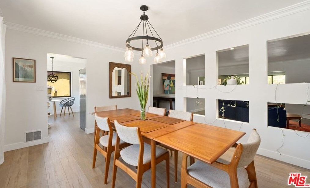 3728 Mullen Pl, Los Angeles CA  90043-1721 exterior