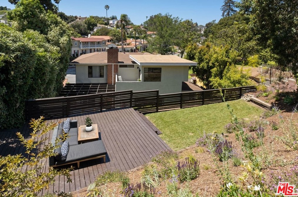 3728 Mullen Pl, Los Angeles CA  90043-1721 exterior