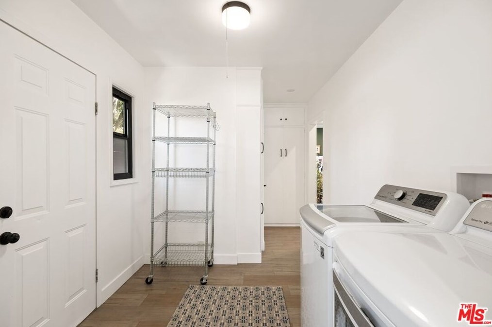 3728 Mullen Pl, Los Angeles CA  90043-1721 exterior