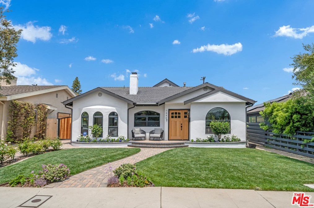 7546 Dunbarton Ave, Los Angeles, CA 90045-1026