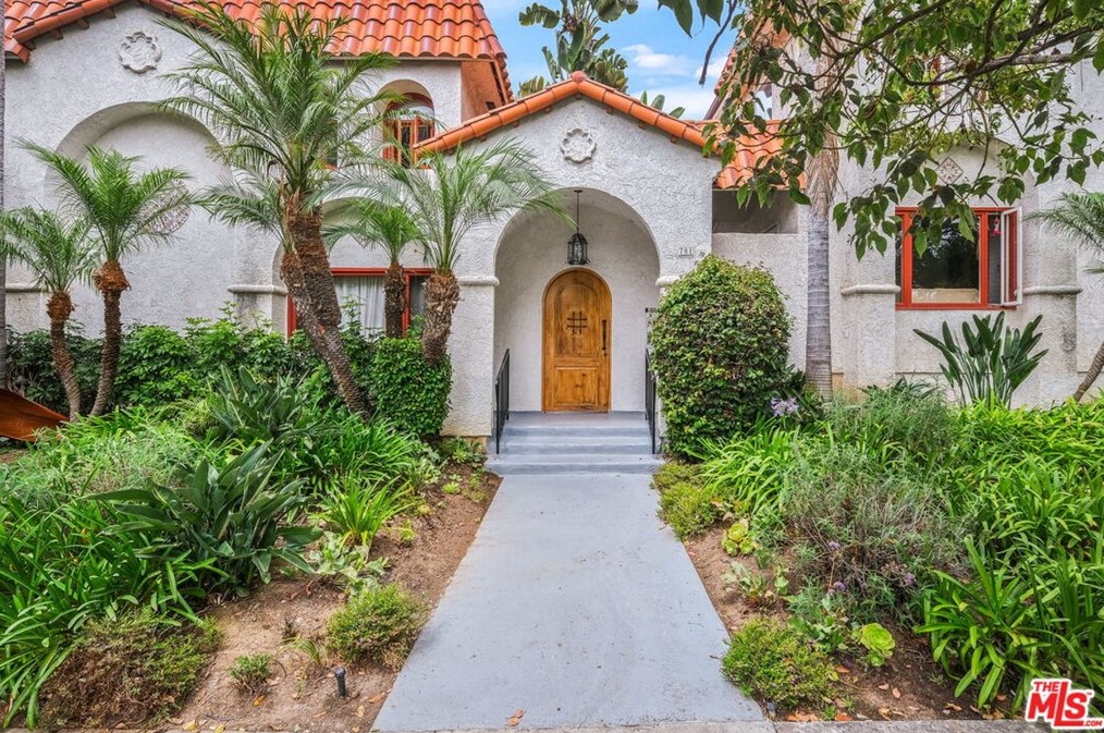 701 Grant St #11, Santa Monica, CA 90405