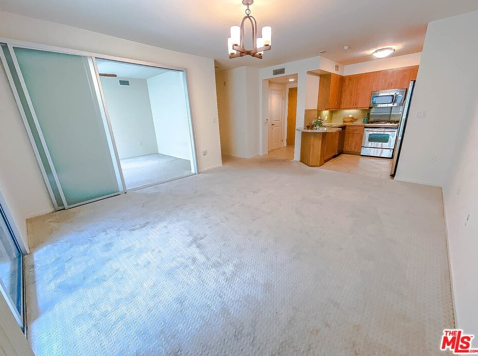 267 S San Pedro St #308, Los Angeles, CA 90012