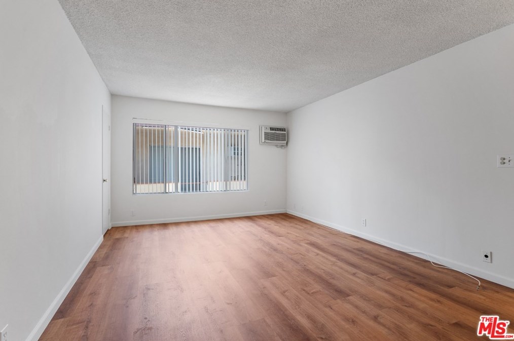 561 N Orlando Ave #6, Los Angeles, CA 90048