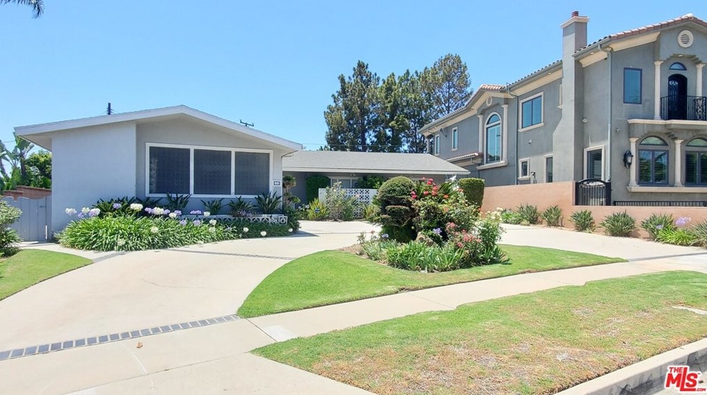 5549 Senford Ave, Los Angeles, CA 90056-1030