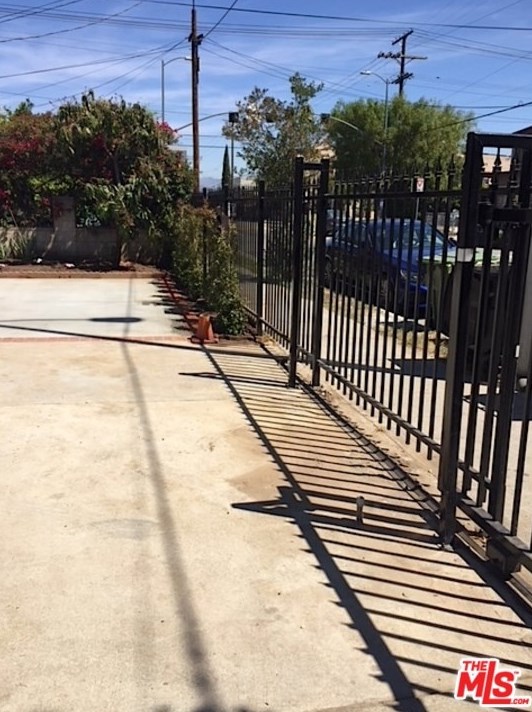 1211 N Normandie Ave, Los Angeles, CA 90029