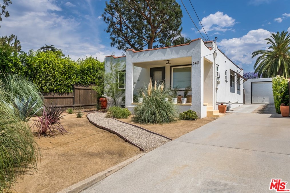 547 Macdonald St, Pasadena, CA 91103-2053
