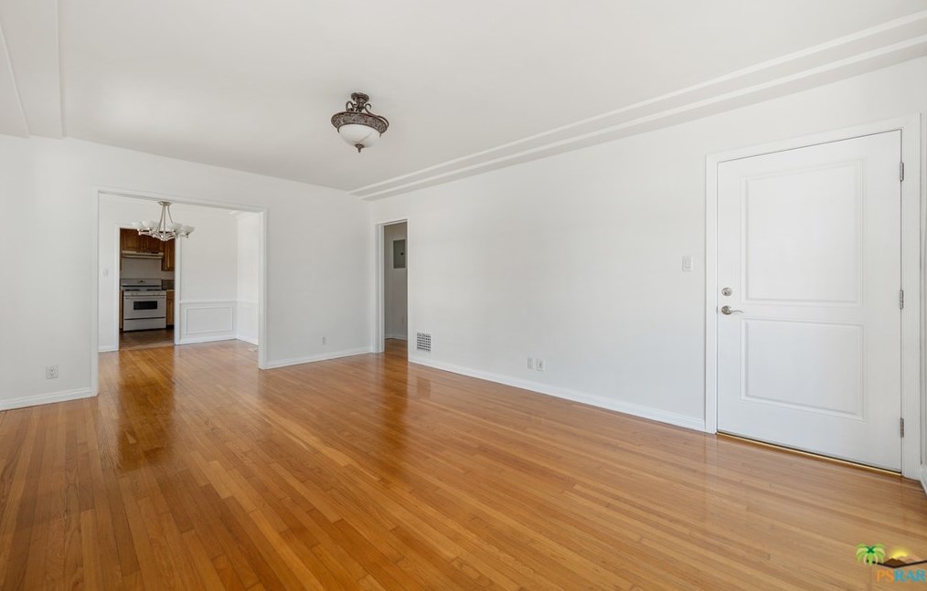 9427 W Olympic Blvd, Beverly Hills, CA 90212
