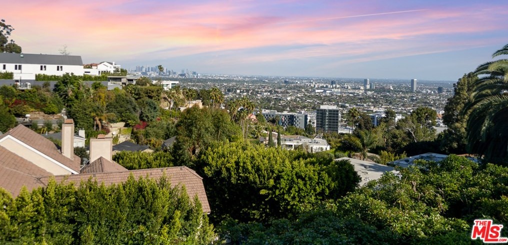 1478 Stebbins Ter, Los Angeles CA  90069-1340 exterior