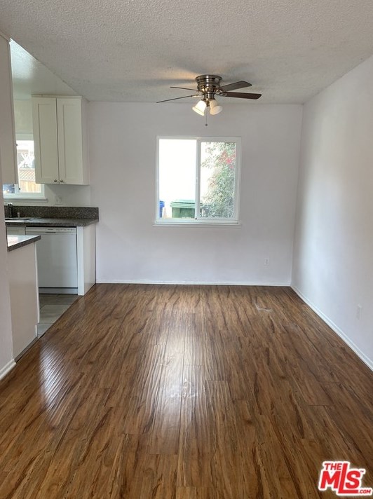 4252 Woodlawn Ave #6, Los Angeles, CA 90011