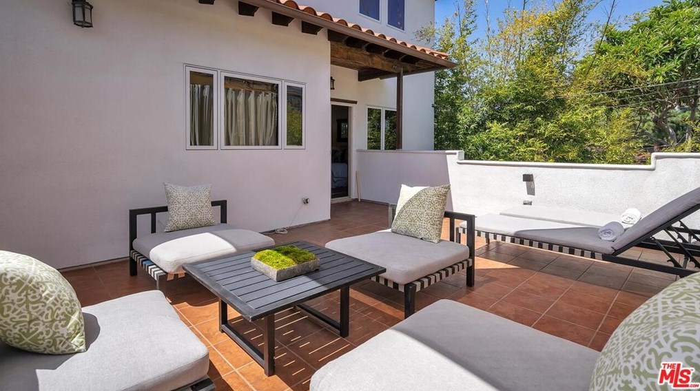 3444 Greenwood Ave, Los Angeles CA  90040-3305 exterior