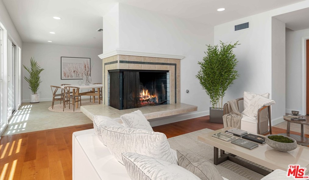 30751 La Brisa Dr, Malibu, CA 90265