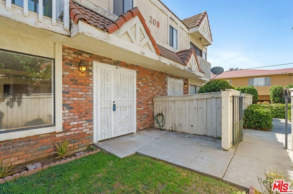 208 Nicholson Ave, Monterey Park, CA 91755-1871