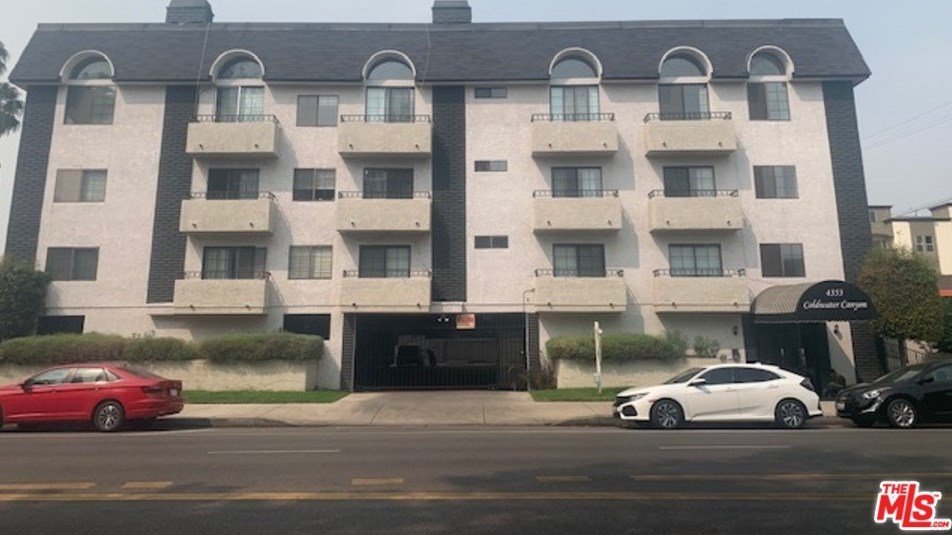 4353 Coldwater Canyon Ave #305, North Hollywood, CA 91604
