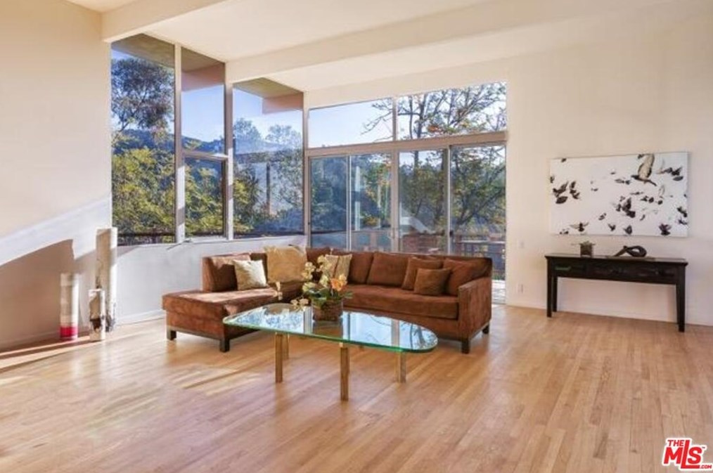 12515 Cloud Ln, Los Angeles CA  90049-1303 exterior