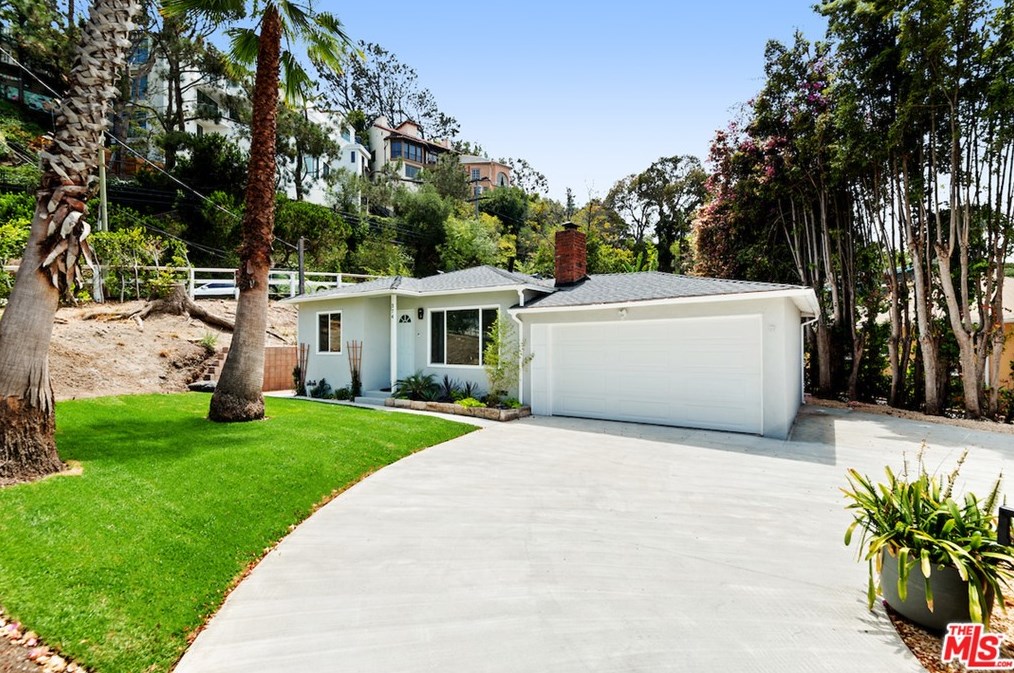 374 Entrada Dr, Santa Monica, CA 90402