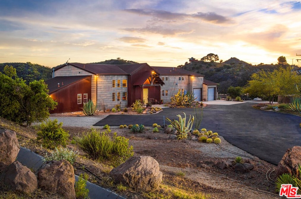 32194 Mulholland Hwy, Malibu, CA 90265-2422