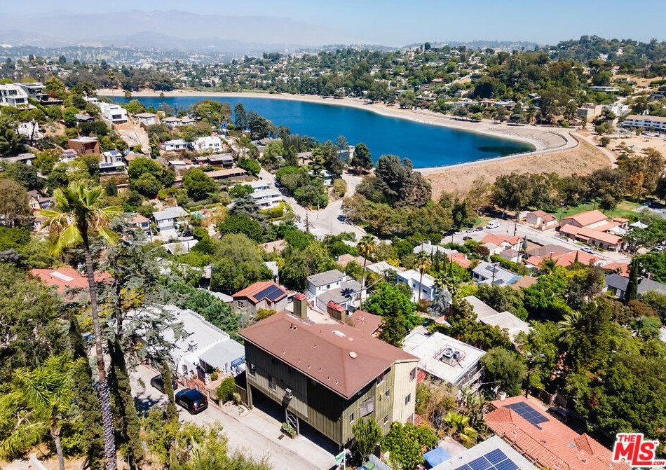 1824 Webster Ave, Los Angeles, CA 90026-1230