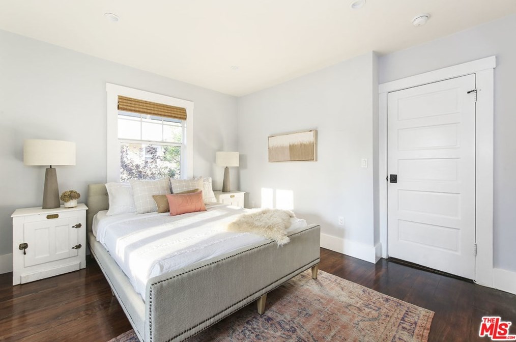 827 Coronado St, Los Angeles CA  90026-3913 exterior