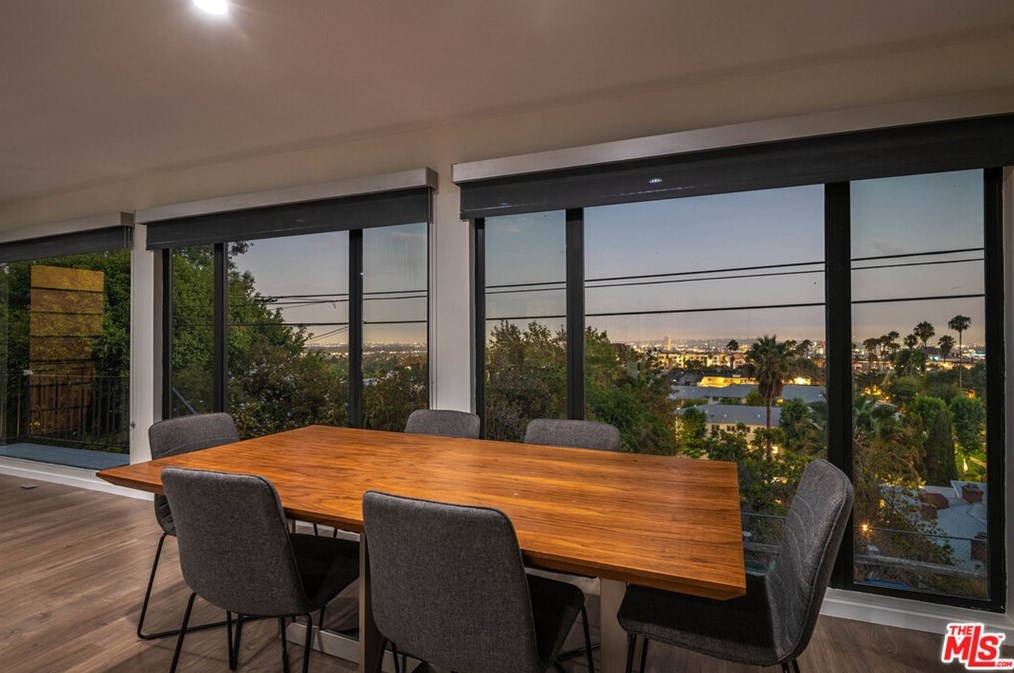 8011 Hemet Pl, Los Angeles, CA 90046-2117