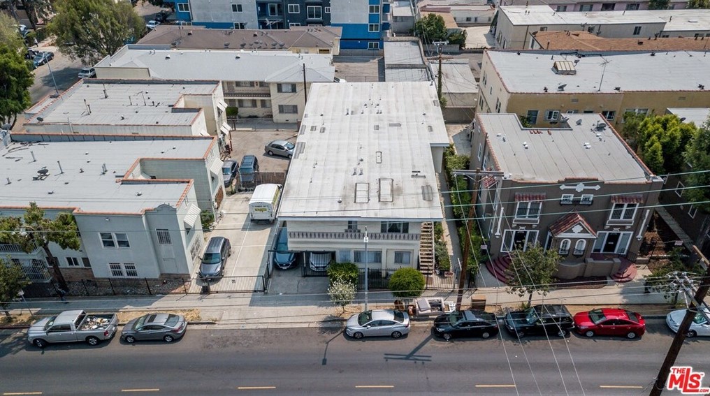 2998 James M Wood Blvd, Los Angeles, CA 90006-1621