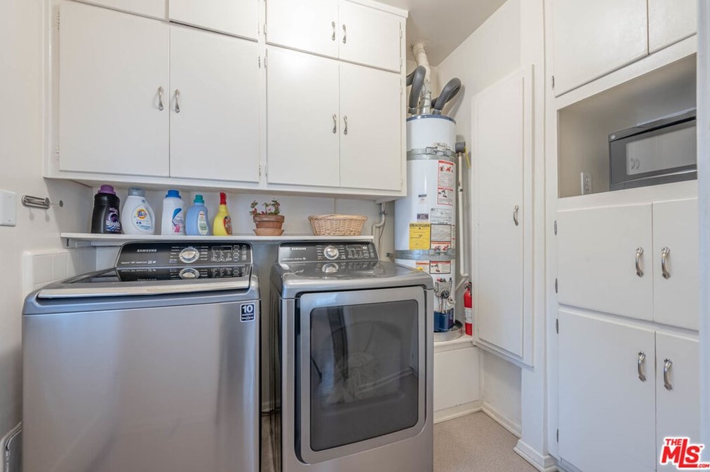 9320 Monte Mar Dr, Los Angeles CA  90035-4229 exterior