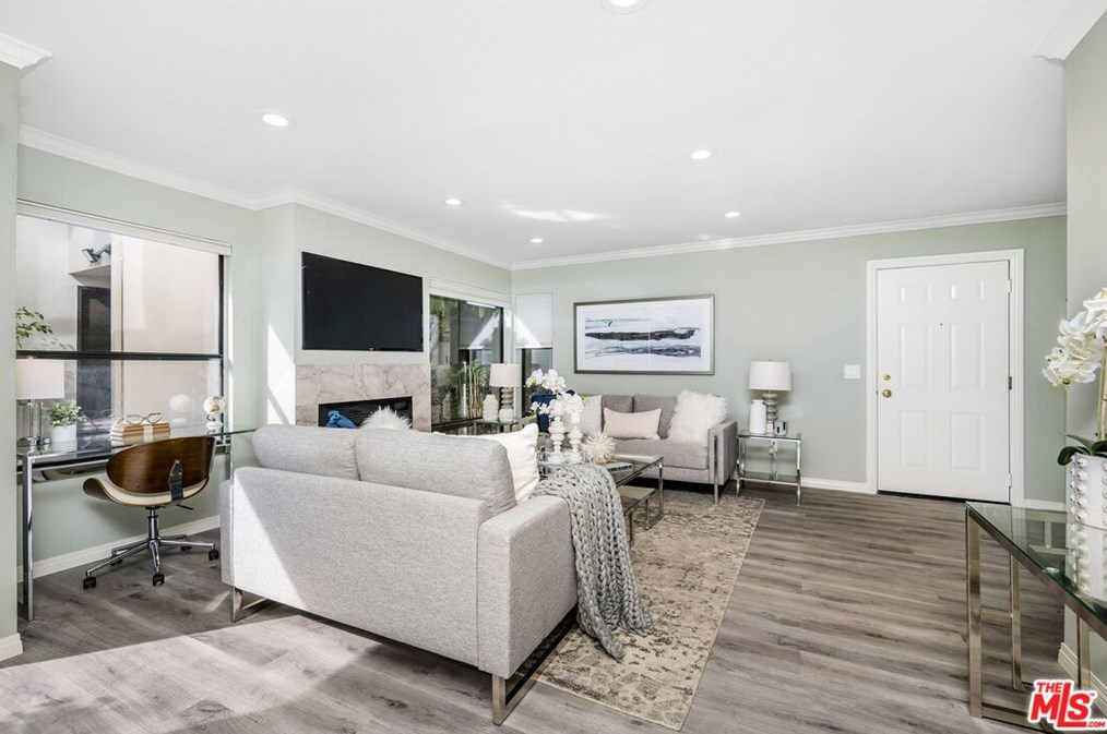4277 Las Virgenes Rd, Calabasas, CA 91302-1973