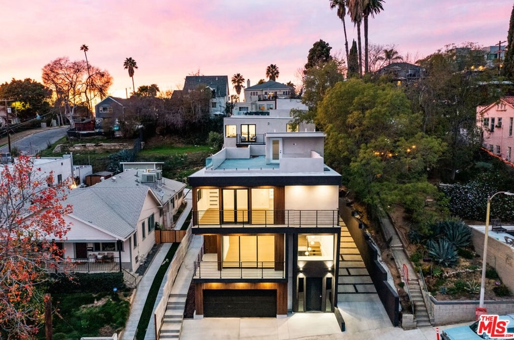 813 Robinson St, Los Angeles, CA 90026-2704