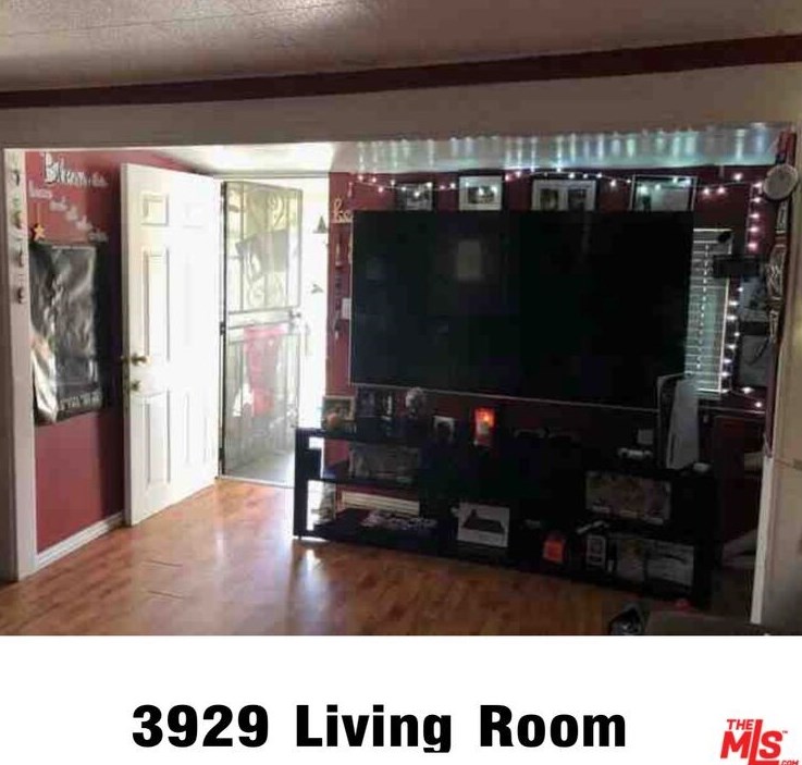 3929 2nd St, Los Angeles CA  90004-5310 exterior