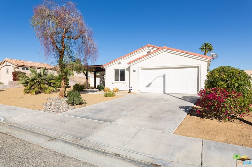 69646 Rochester Rd, Cathedral City CA  92234-2557 exterior