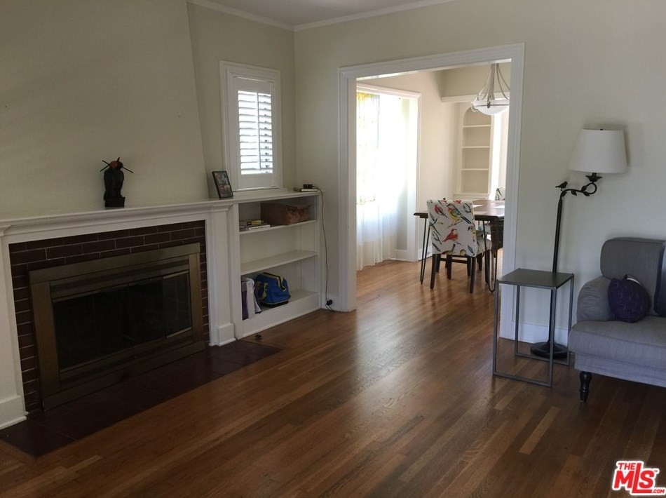 16 Oak Knoll Gardens Dr, Pasadena, CA 91106-3833