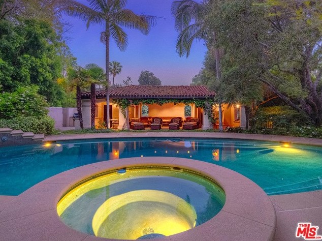 580 Beverly Glen Blvd, Los Angeles, CA 90024-2549