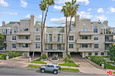 930 N Doheny Drive #413 - Photo 1