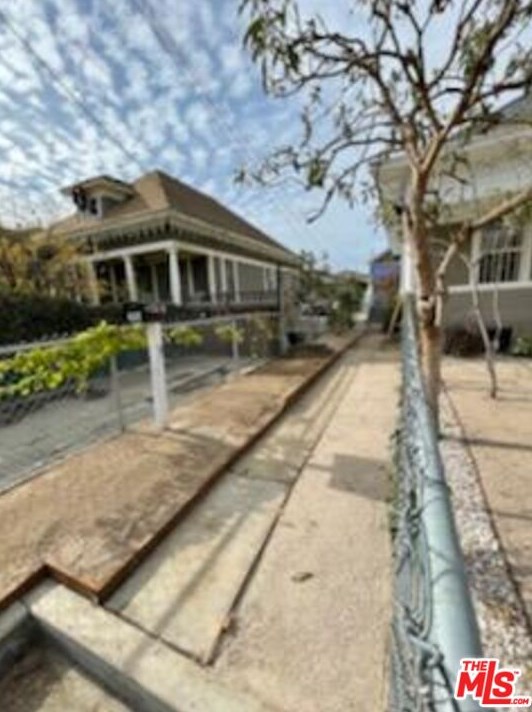 1201 Normandie Ave, Los Angeles CA  90029-1419 exterior
